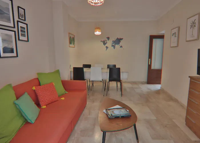 Ficus Junto A La Playa *