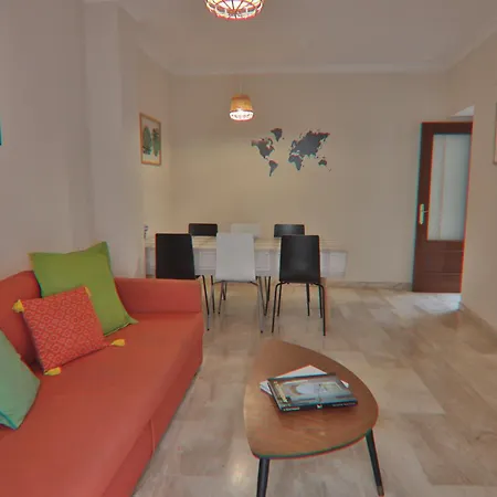 Ficus Junto A La Playa *